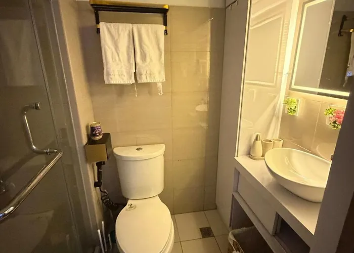 Bed & Breakfast Near Moa&naia Cozy In Pasay